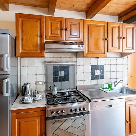 דירה Guesthost - Cozy Loft Flat In *