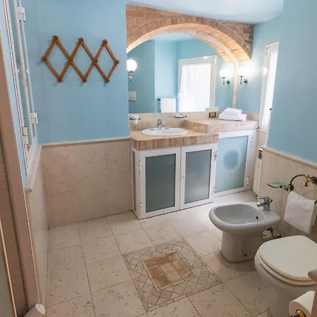 Guesthost - Cozy Loft Flat In Apartamento San Remo